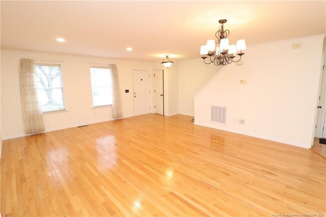 Building Photo - 2114 Frissell Ave