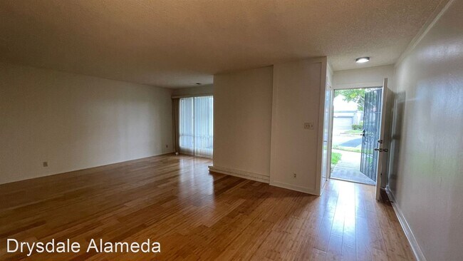 Foto del edificio - 3 br, 2.5 bath House - 3546 Magnolia Drive