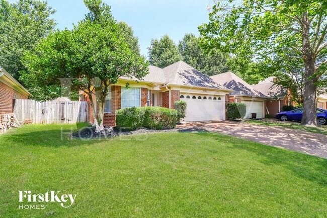 Building Photo - 8930 Lake Springs Cove