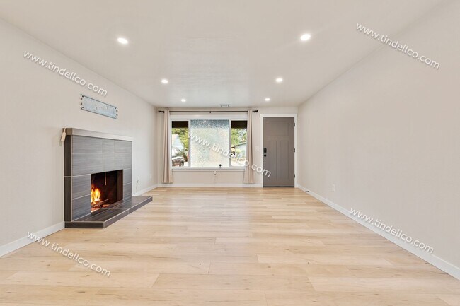 Foto del edificio - Cozy Comfort Awaits: Your Perfect 3-Bedroo...