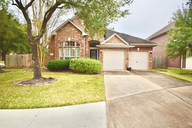 Building Photo - 514 Avery Dr