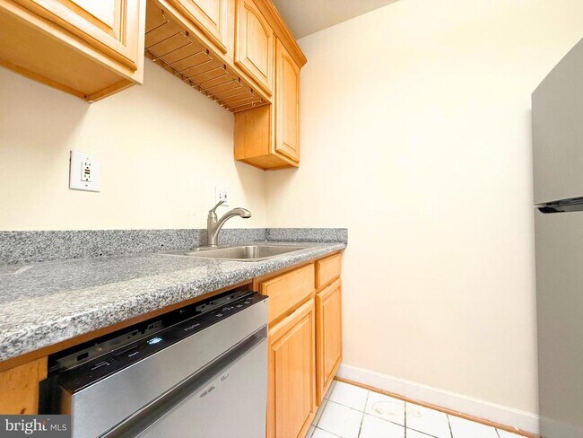Foto del edificio - 1239 Vermont Ave NW