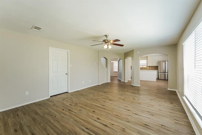 Foto del edificio - 17402 Heath Grove Ln