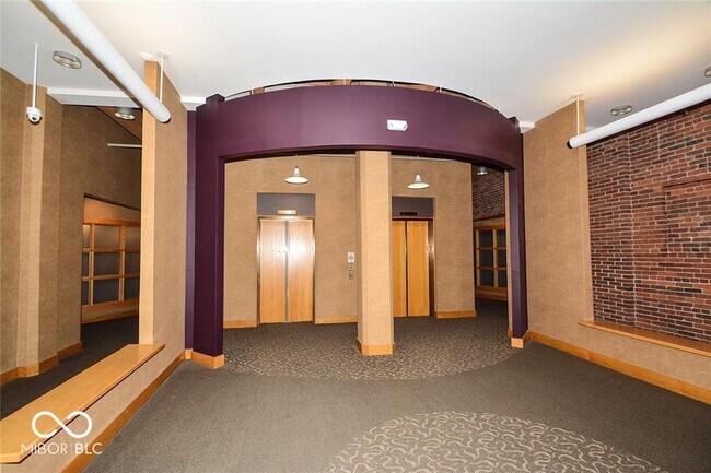 Foto del edificio - 430 N Park Ave