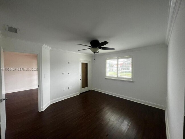 Foto del edificio - 4201 Glenmoor Dr