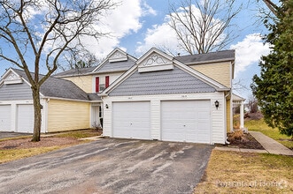 Building Photo - 2615 Country Oaks Ct