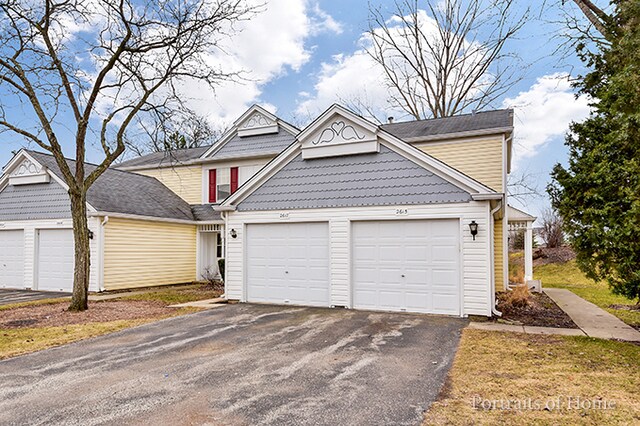 Foto principal - 2615 Country Oaks Ct