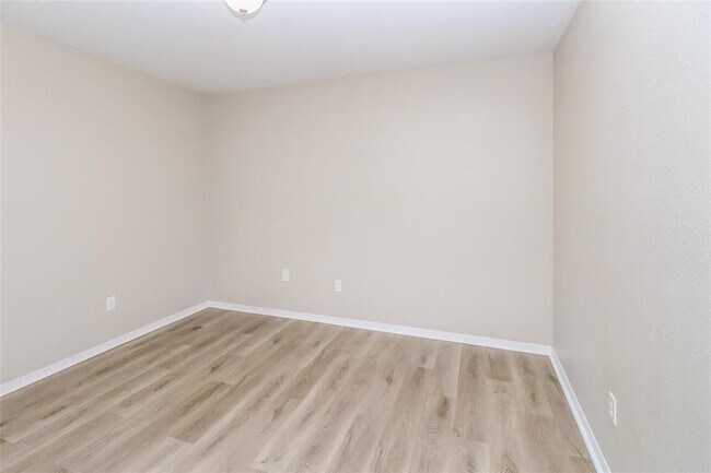 Foto del edificio - 10408 Glascow Dr