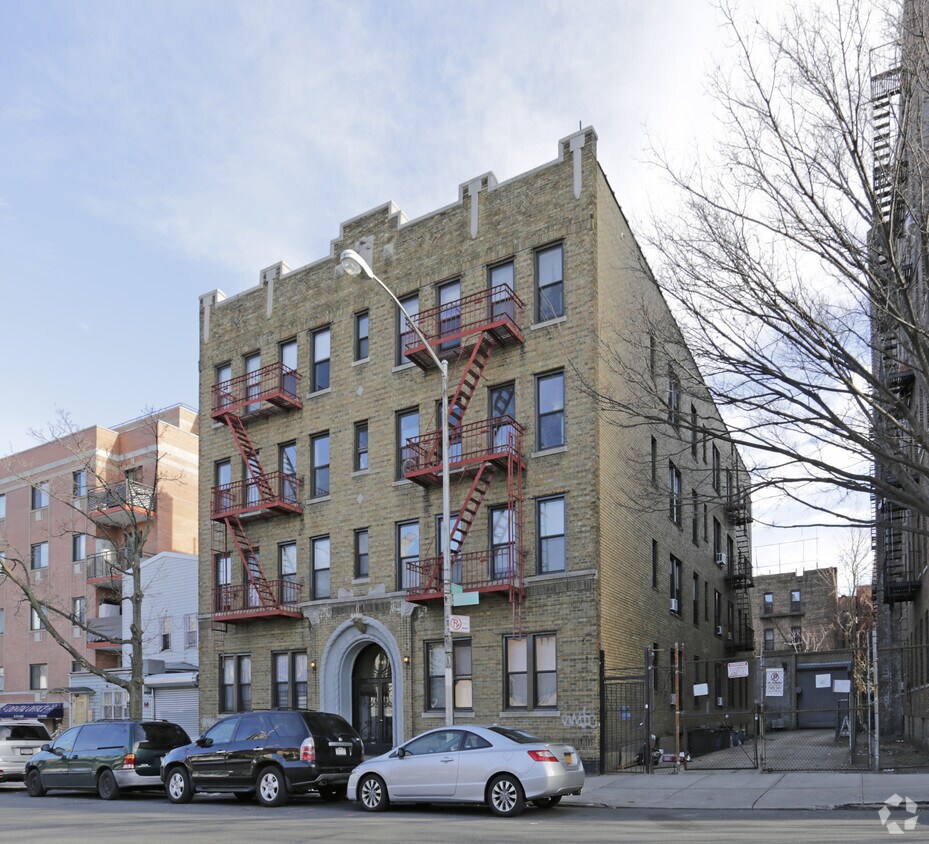 Primary Photo - 3765 61st St