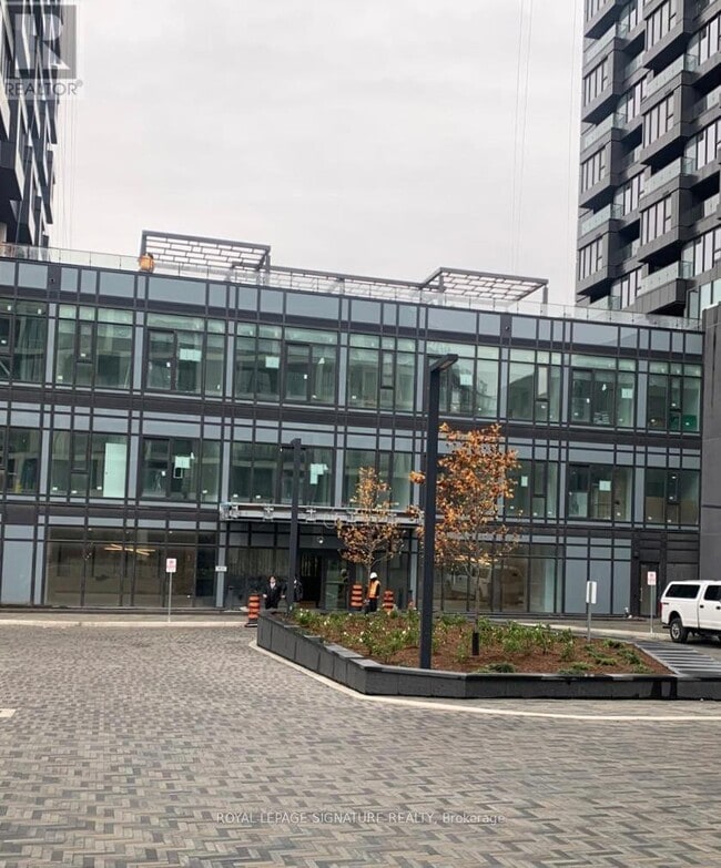 Building Photo - 1 Quarrington Ln