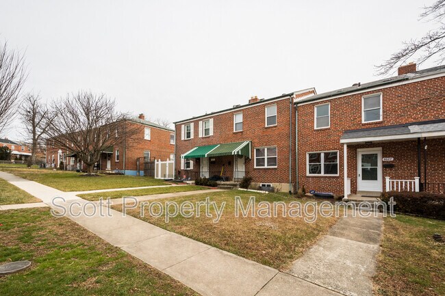 Foto del edificio - 8627 Willow Oak Rd