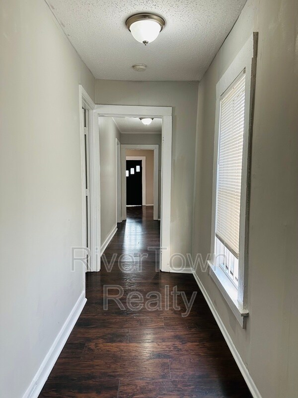 Foto del edificio - 857 Hanley St