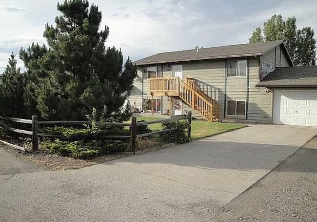 Building Photo - 503 W Central Ave