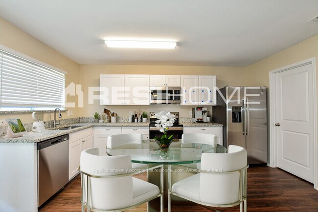 Building Photo - 4701 Bridlewood Lane