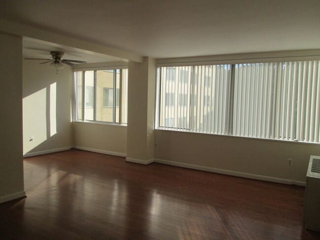 Other side of Living Room - 6641 Wakefield Dr