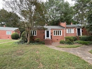 Building Photo - 1831 Jameston Dr