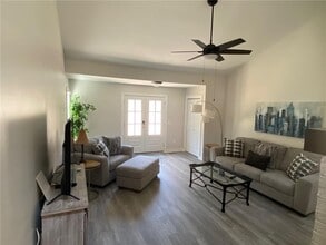 Building Photo - 1608 Willie Dr