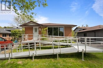 Building Photo - 3456 Rexway Dr