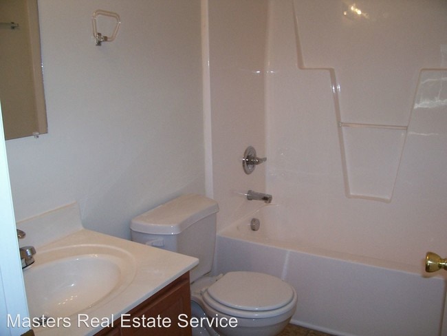 Building Photo - 317 Camden St