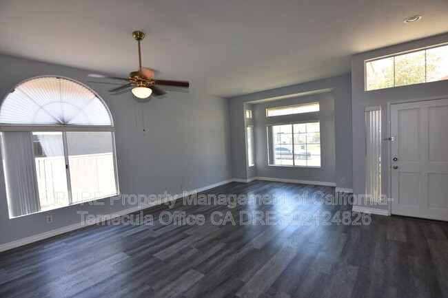 Building Photo - 40226 Tanager Cir