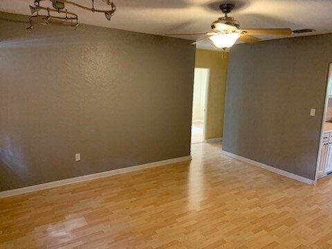 Building Photo - One Of A Kind Home! Dubsdread Community! G...