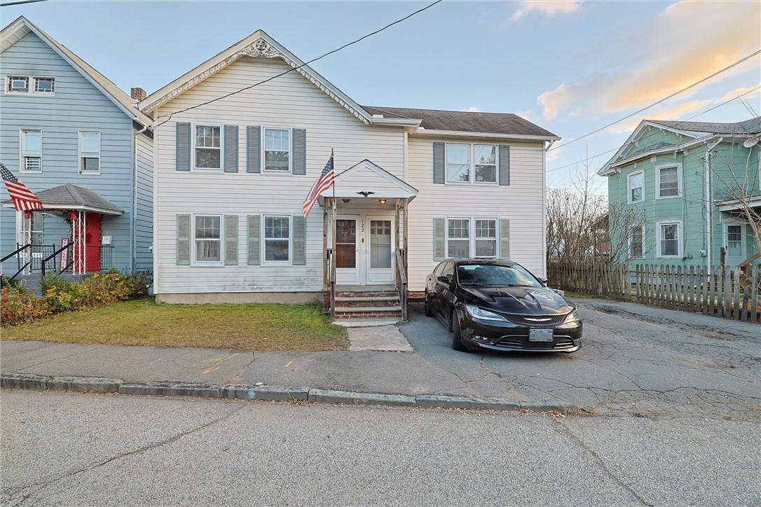 Primary Photo - 122 W Main St
