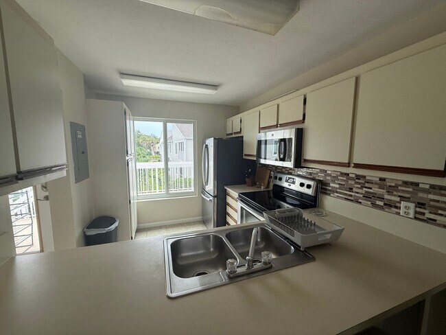 Foto del edificio - Family Friendly 3 Bedroom Townhome Style C...