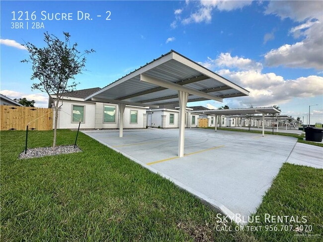 Building Photo - 1216 W Sucre Dr