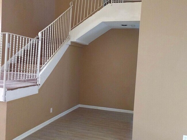 Building Photo - 2436 Raleigh St