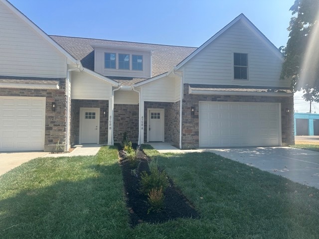 Building Photo - 4798 Holiday Dr