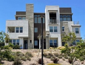 Building Photo - 2048 Foxtrot Lp