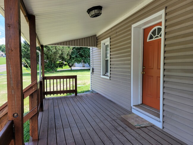Building Photo - 1567 Dry Tavern Rd