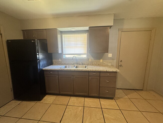 Cocina - 105 Wells Dr