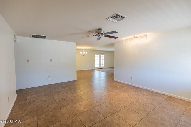 Building Photo - 13234 N 38th Pl