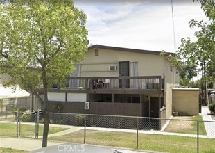 Building Photo - 1128 E 6th St