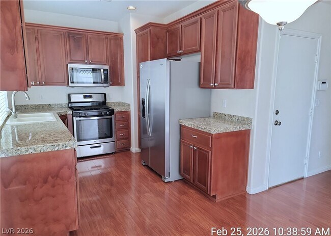 Building Photo - 1593 Evening Spirit Ave