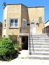 Building Photo - 1326 S 59th Ave