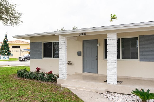 Building Photo - 3800 NW 65th Ave