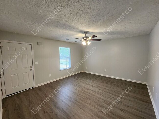 Foto del edificio - 1218 Claywill Cir