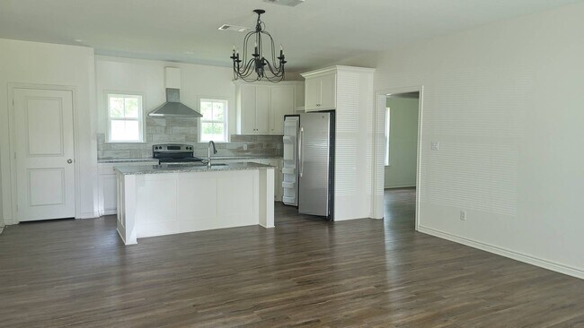 Foto del edificio - 6213 County Rd 1143