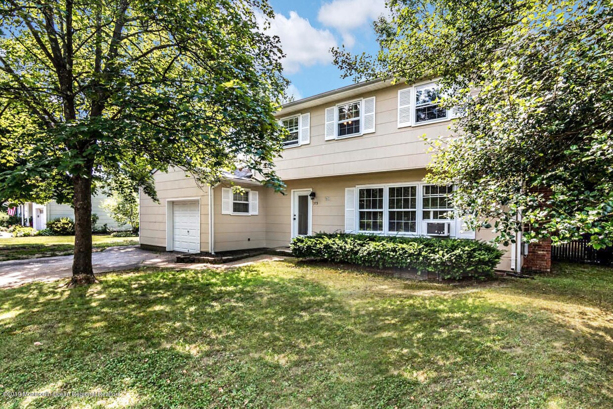 Foto principal - 373 Hilltop Rd