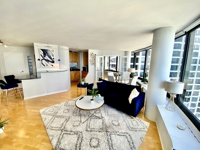 Building Photo - 155 N Harbor Dr