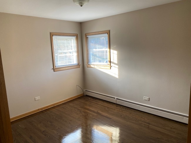 Building Photo - 2135 Kenilworth Ave