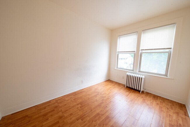 Foto del edificio - 37 64th St