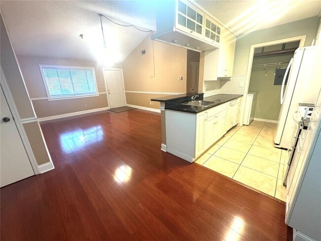 Foto del edificio - 10263 Gandy Blvd N