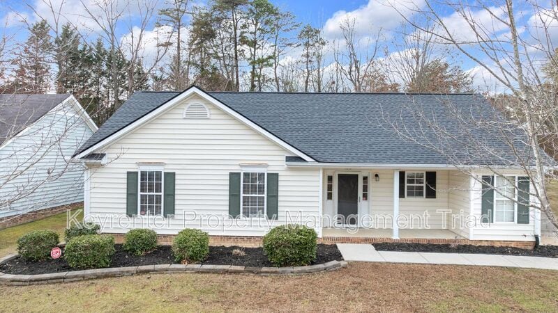 Foto principal - 1812 Kildare Woods Dr