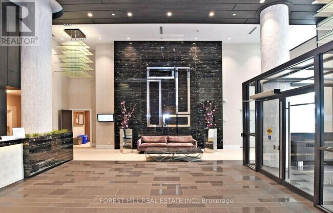 Photo du bâtiment - 9201 Yonge St