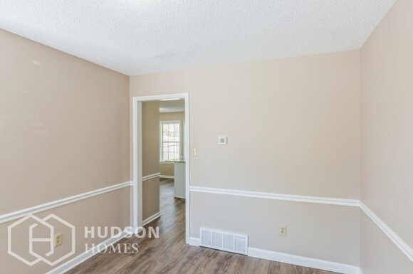 Building Photo - NOW AVAILABLE! - 1424 Milestone Dr, Collie...