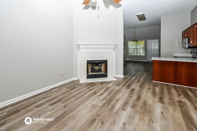 Building Photo - 5786 Amaray Cove