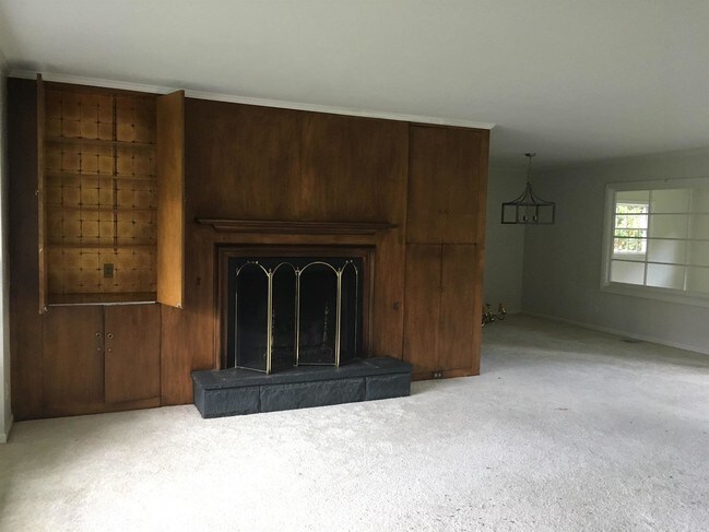 Building Photo - 116 Bel Air Dr NE